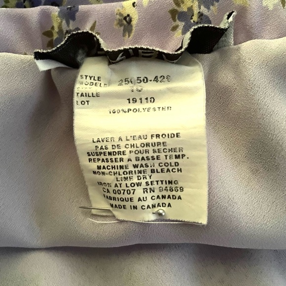 Tribal brand floral maxi skirt with lavender background stretch waist, size 10 - Picture 10 of 15